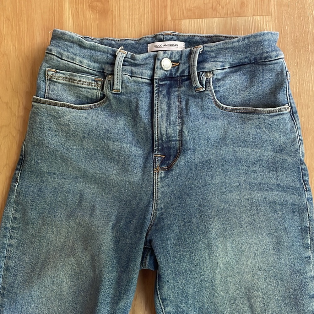 Good American Good Legs Raw Hem 28 - Picture 3 of 7